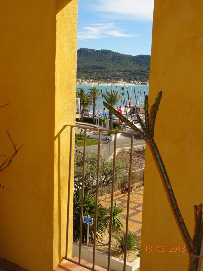 O Reves Ailleurs Bed & Breakfast แซ็งต์-ซีร์-ซูร์-แมร์ ภายนอก รูปภาพ